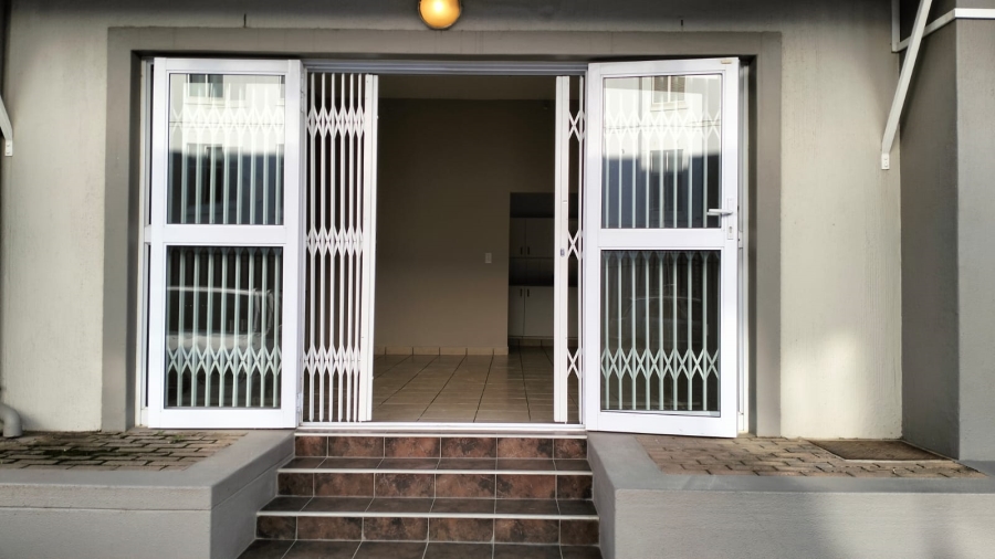 To Let commercial Property for Rent in Durbanville Western Cape